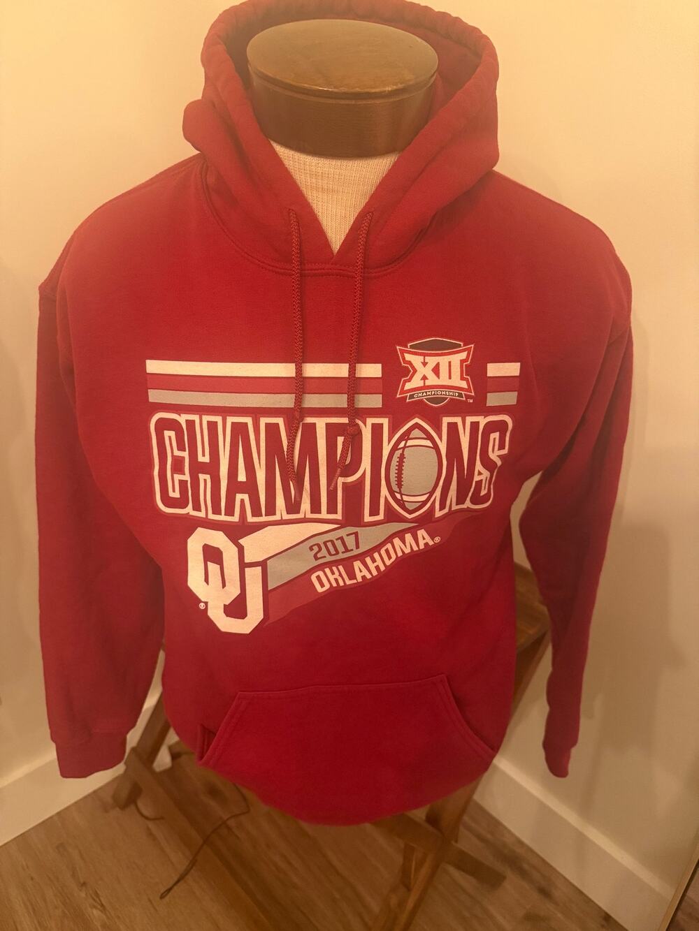 Oklahoma Sooners 2017 Champions Hoodie Blue 84 Size Medium